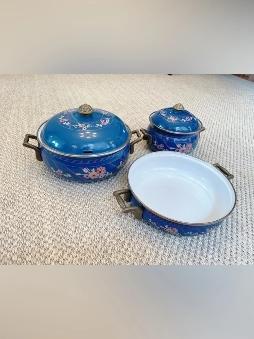 Vintage Sarma Studios Floral Enamel Cookware Set Blue Pots 3pc 2x 10” & 8” w lid